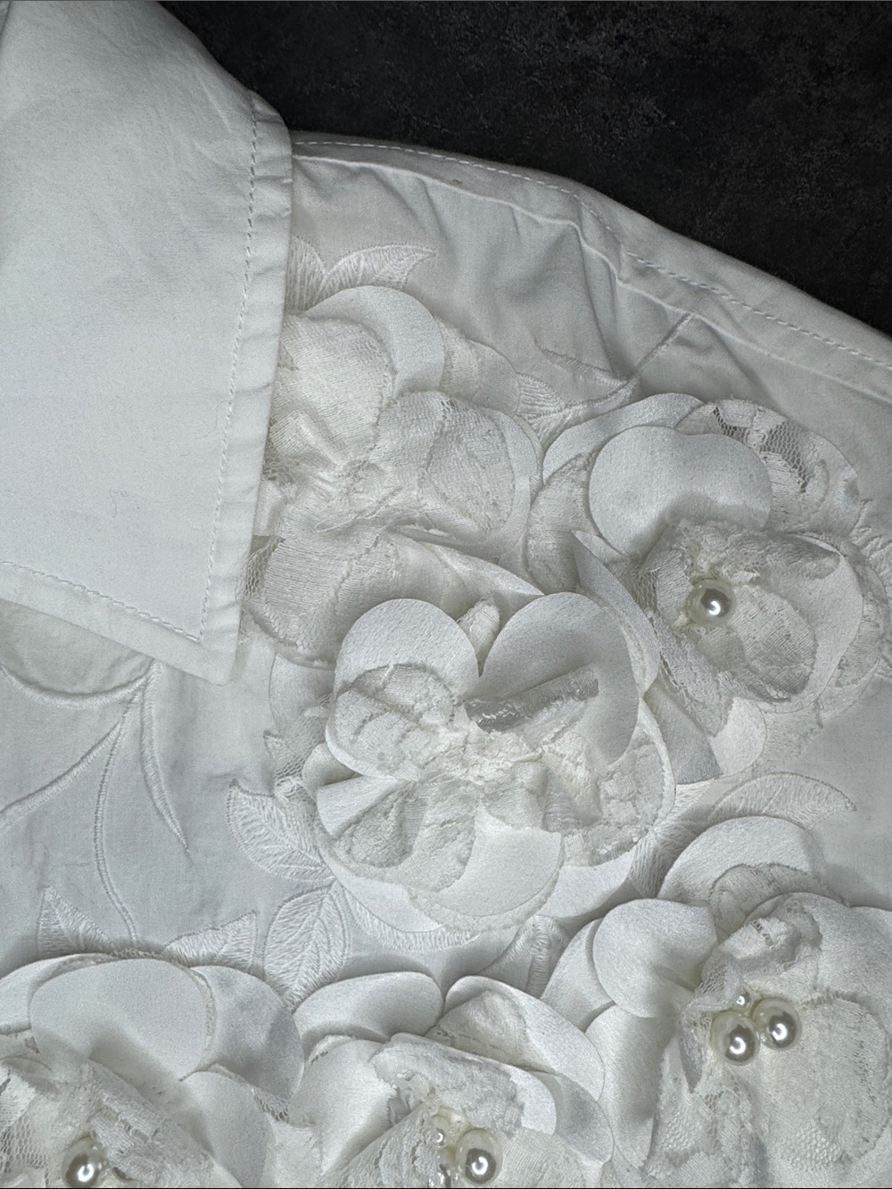 Anthropologie Maeve Bennet Buttondown 3D Floral Appliqué Shirt Fits Larger - Picture 17 of 17
